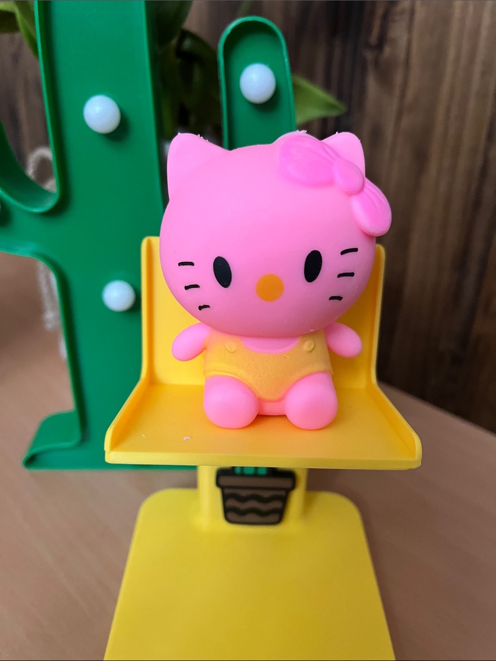 Pink Hello kitty Squishy - Soft Sensory squishy